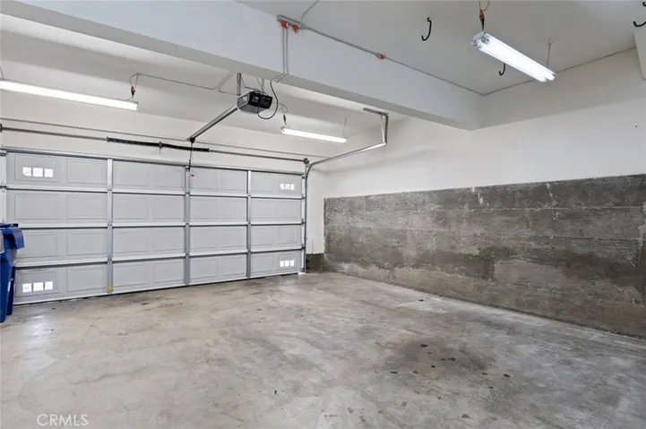 23420 Waterway Lane 11, Valencia, California 91355