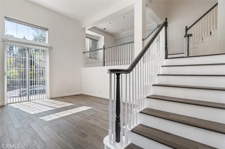 23420 Waterway Lane 11, Valencia, California 91355