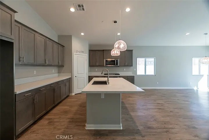 30943 Foxhollow Dr Drive, Winchester, California 92596