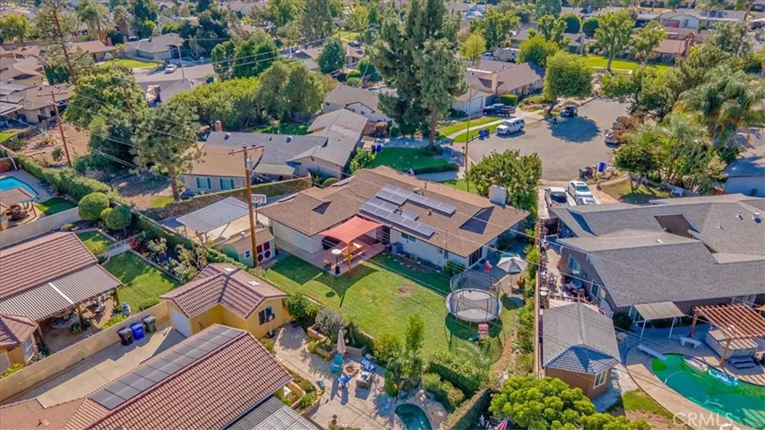 352 Savannah Court, Upland, California 91784
