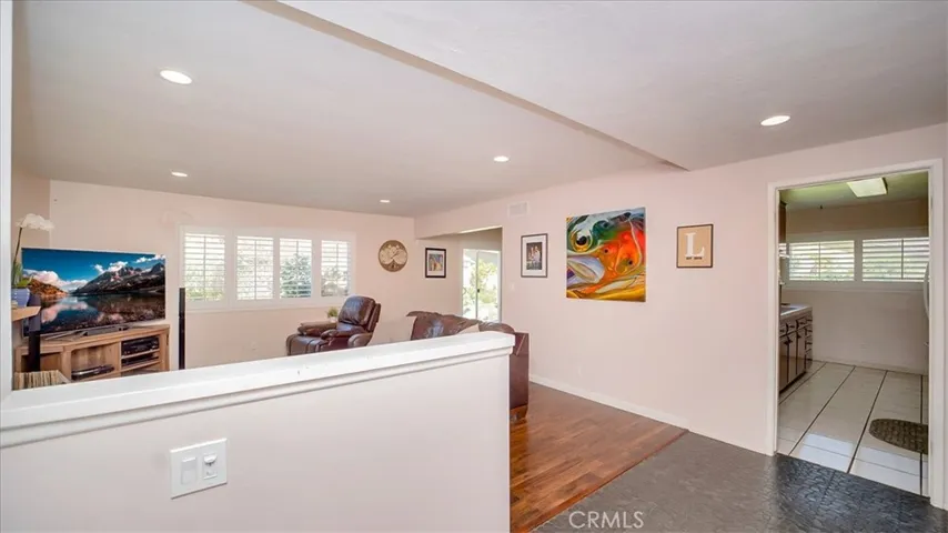 352 Savannah Court, Upland, California 91784