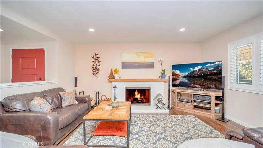 352 Savannah Court, Upland, California 91784