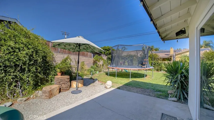 352 Savannah Court, Upland, California 91784