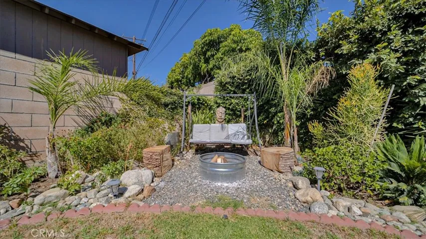 352 Savannah Court, Upland, California 91784