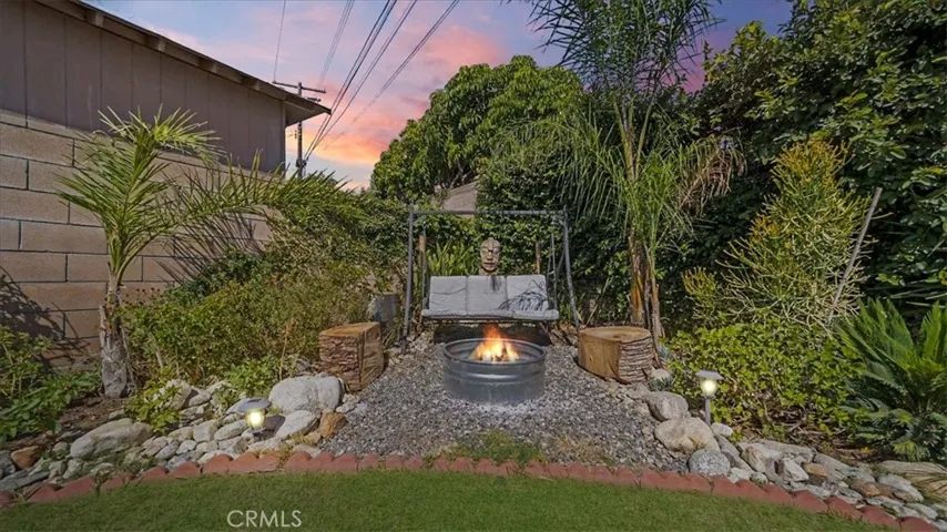 352 Savannah Court, Upland, California 91784
