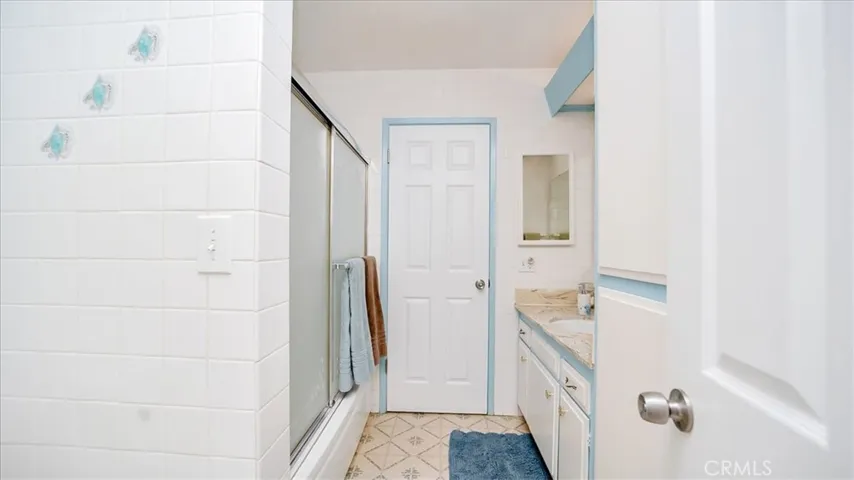 352 Savannah Court, Upland, California 91784