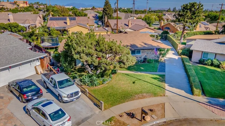 352 Savannah Court, Upland, California 91784