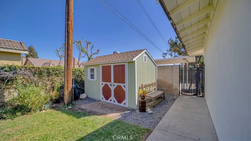 352 Savannah Court, Upland, California 91784