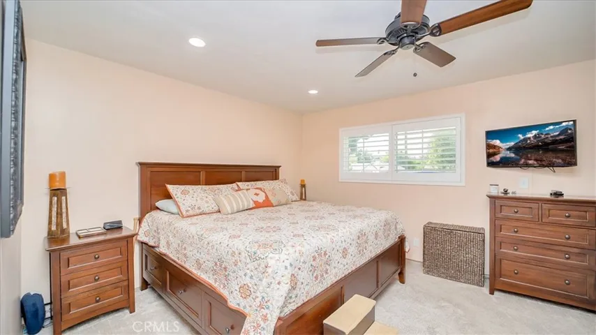 352 Savannah Court, Upland, California 91784