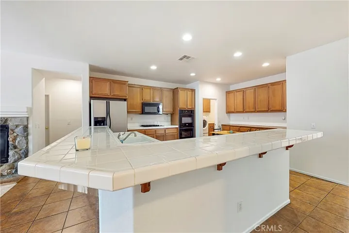 5755 Spice Street, Lancaster, California 93536
