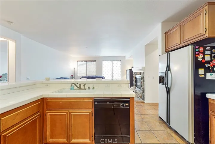 5755 Spice Street, Lancaster, California 93536