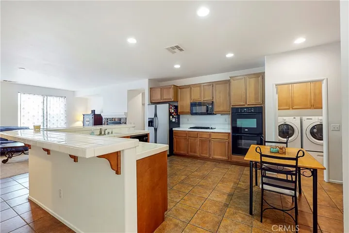 5755 Spice Street, Lancaster, California 93536