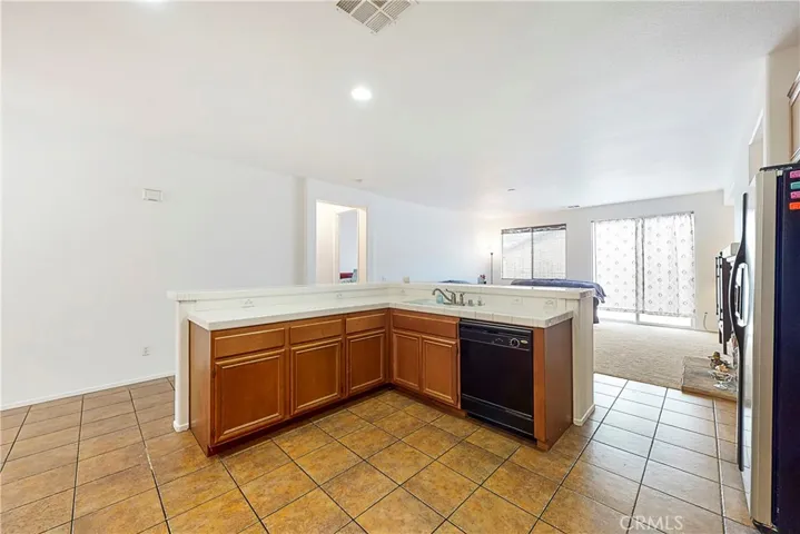5755 Spice Street, Lancaster, California 93536