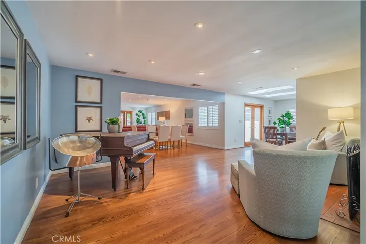 8225 Ocean View Avenue, Whittier, California 90602