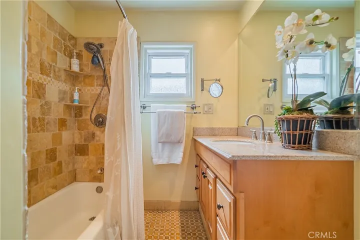 8225 Ocean View Avenue, Whittier, California 90602