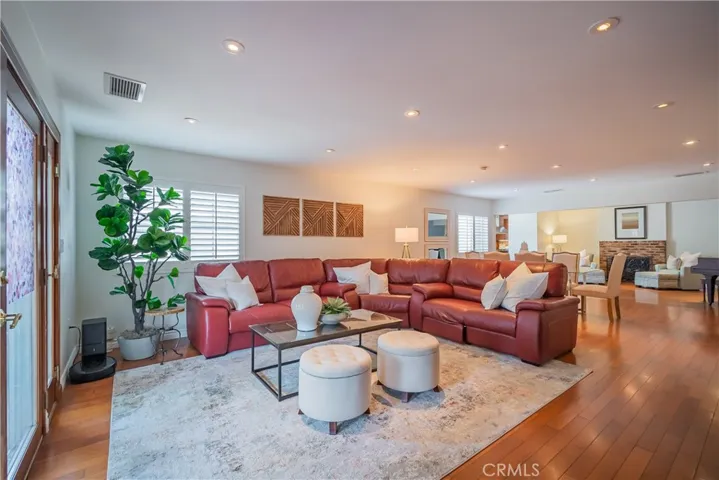 8225 Ocean View Avenue, Whittier, California 90602