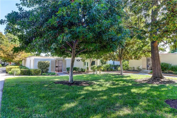 590 Ave Majorca B, Laguna Woods, California 92637