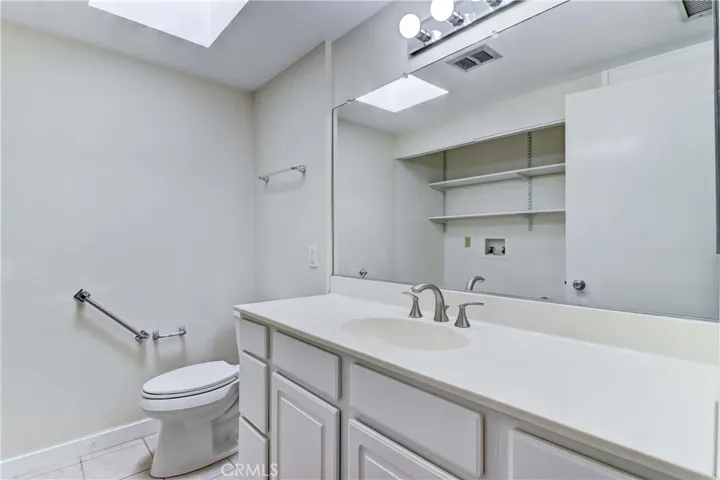 590 Ave Majorca B, Laguna Woods, California 92637