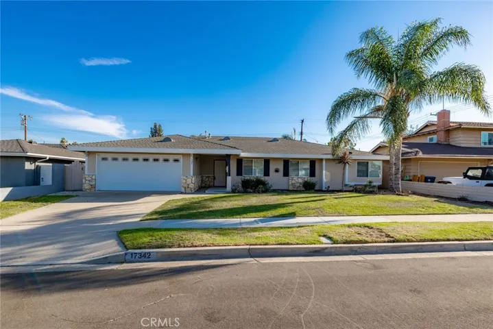 17342 Roseleaf Avenue, Tustin, California 92780