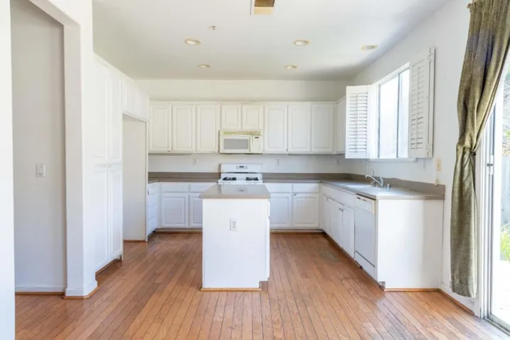 , Watsonville, California 95076