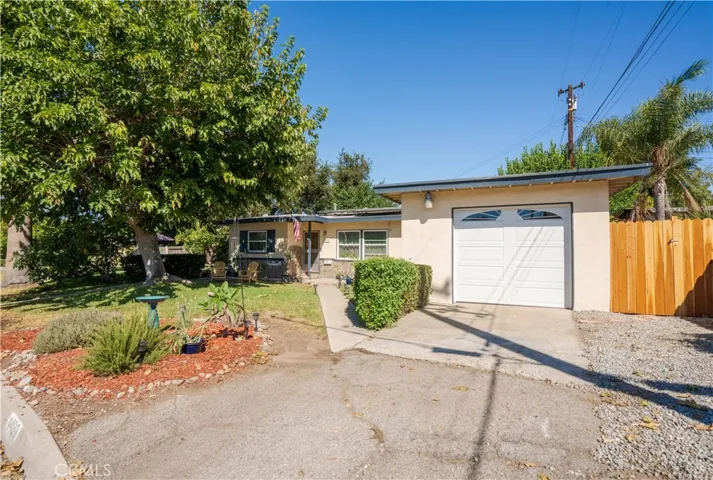 Single Car Attached Garage