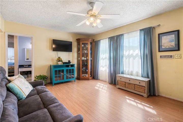 Dual Pane windows Provide Ample Brightness