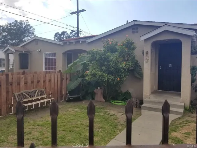 1109 N Rose Avenue, Compton, California 90221