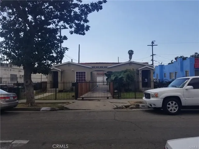 1109 N Rose Avenue, Compton, California 90221