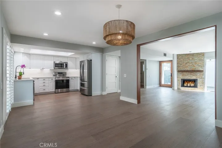 7086 Little Harbor Drive, Huntington Beach, California 92648