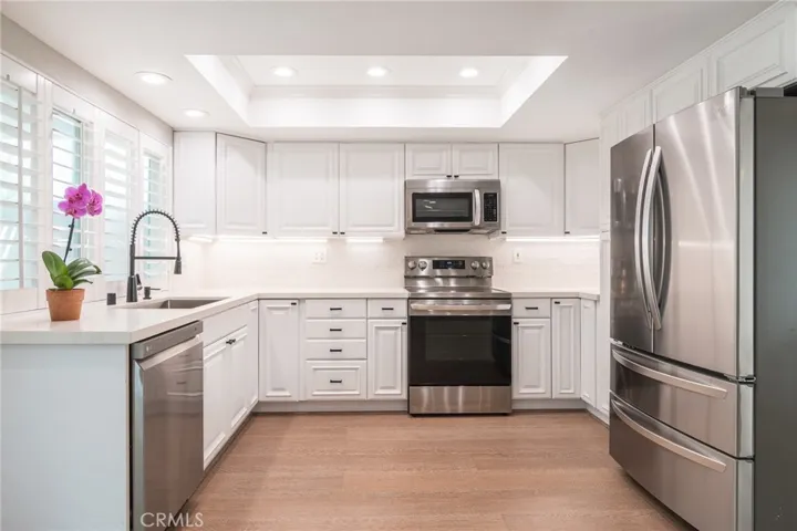 7086 Little Harbor Drive, Huntington Beach, California 92648