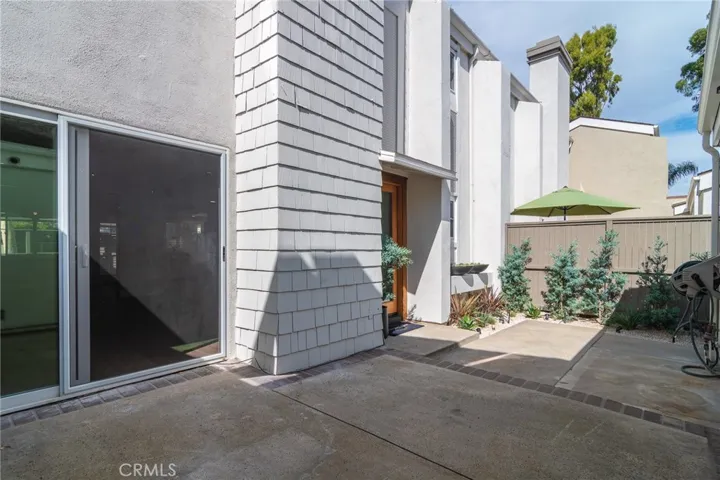 Front gated patio