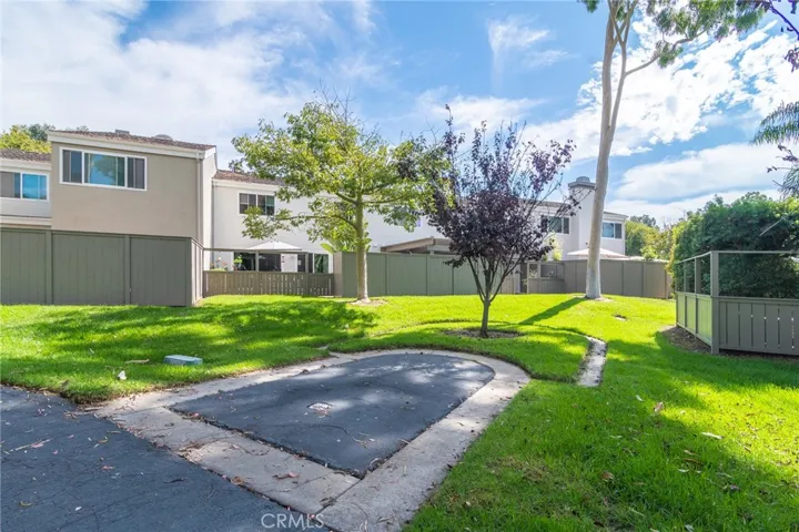 7086 Little Harbor Drive, Huntington Beach, California 92648