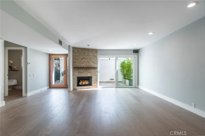 7086 Little Harbor Drive, Huntington Beach, California 92648
