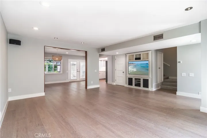 7086 Little Harbor Drive, Huntington Beach, California 92648