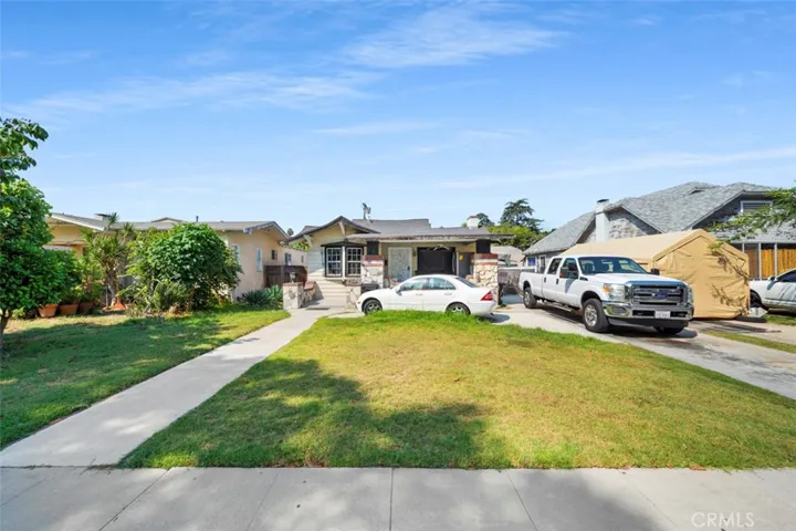 4915 4th Avenue, Los Angeles, California 90043