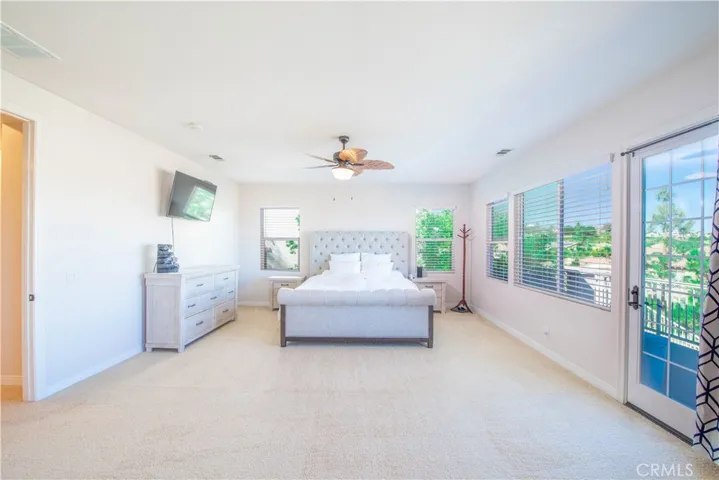 43 Plaza Avila, Lake Elsinore, California 92532