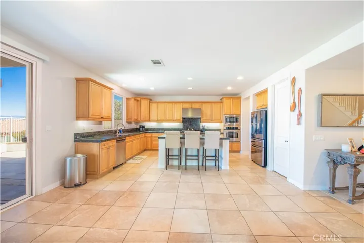 43 Plaza Avila, Lake Elsinore, California 92532
