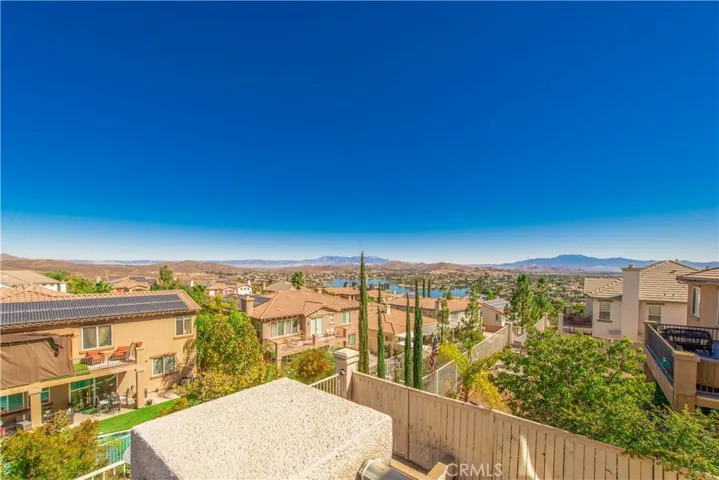 43 Plaza Avila, Lake Elsinore, California 92532