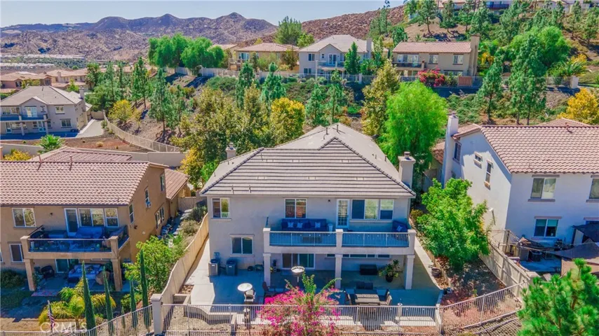 43 Plaza Avila, Lake Elsinore, California 92532