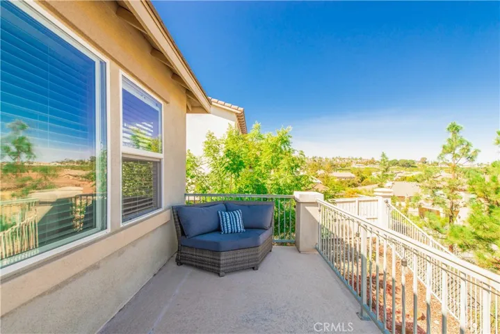 43 Plaza Avila, Lake Elsinore, California 92532