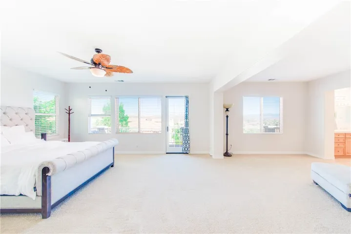43 Plaza Avila, Lake Elsinore, California 92532