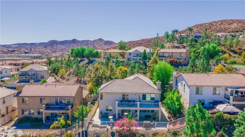 43 Plaza Avila, Lake Elsinore, California 92532