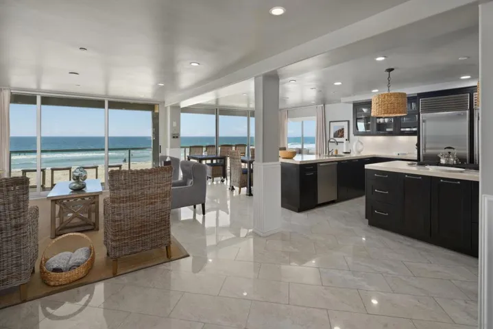 3607 Ocean Front Walk 9 And 10, San Diego, California 92109
