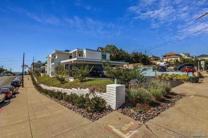 2108 3rd Ave 6, San Diego, California 92101