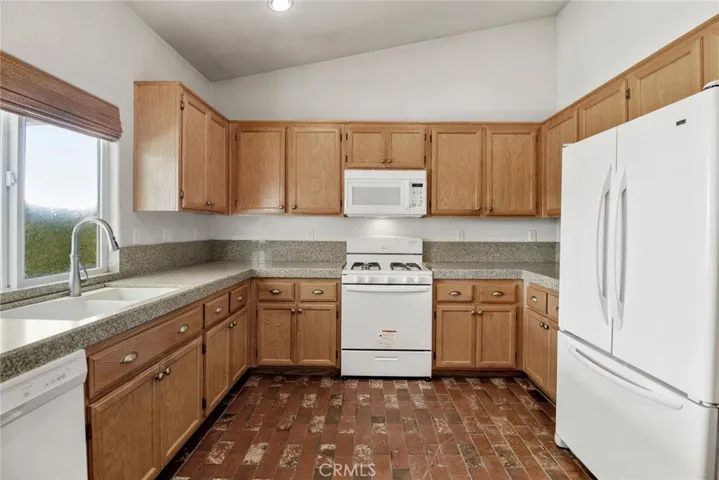 30297 Avenida Palmera, Homeland, California 92548