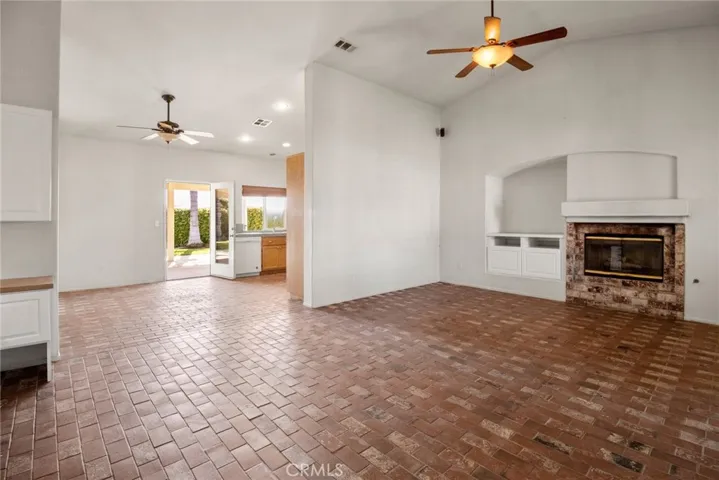 30297 Avenida Palmera, Homeland, California 92548