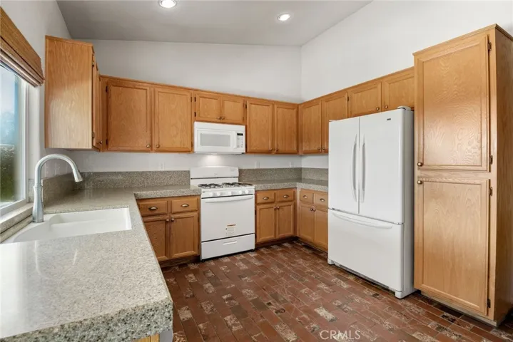 30297 Avenida Palmera, Homeland, California 92548