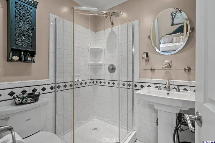 4001 Boston Avenue, Glendale, California 91214