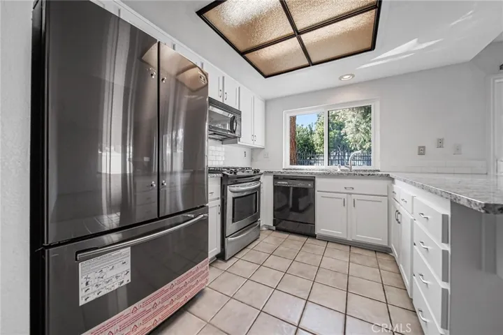 Kitchen w/ Stainless Appliances