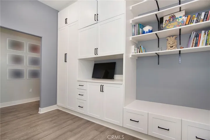 128 Catalyst, Irvine, California 92618